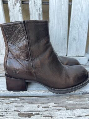 Timberland Dark Brown Leather Side-Zip Ankle Block Heel Booties